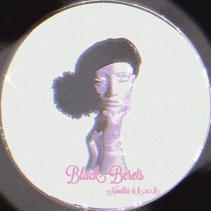 丰满少妇不让拔出来
