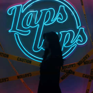 丰满少妇不让拔出来
